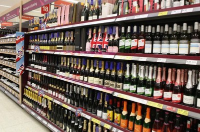 Tại sao không nên mua rượu từ các cửa hàng rượu ngoại HCM nhỏ lẻ