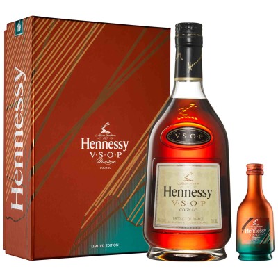 Địa chỉ mua rượu Hennessy HCM uy tín bạn không nên bỏ qua