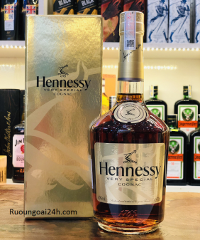 Rượu Hennessy VS hộp quà Tết