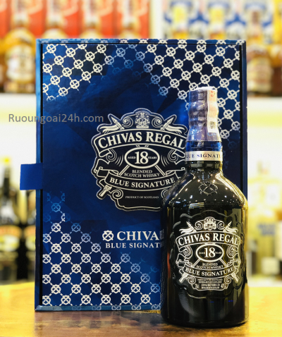 Rượu Chivas 18 Blue Regal hộp quà Tết (mới)