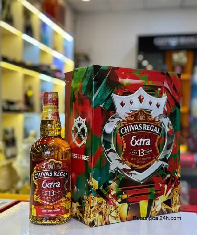 Rượu Chivas 13 Regal hộp quà F25