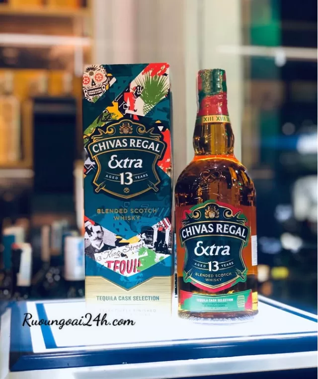 Rượu chivas 13 xanh lá Hộp Quà 2024