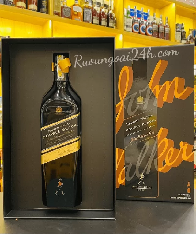 Rượu Johnnie Walker Double Black - Hộp quà 2022
